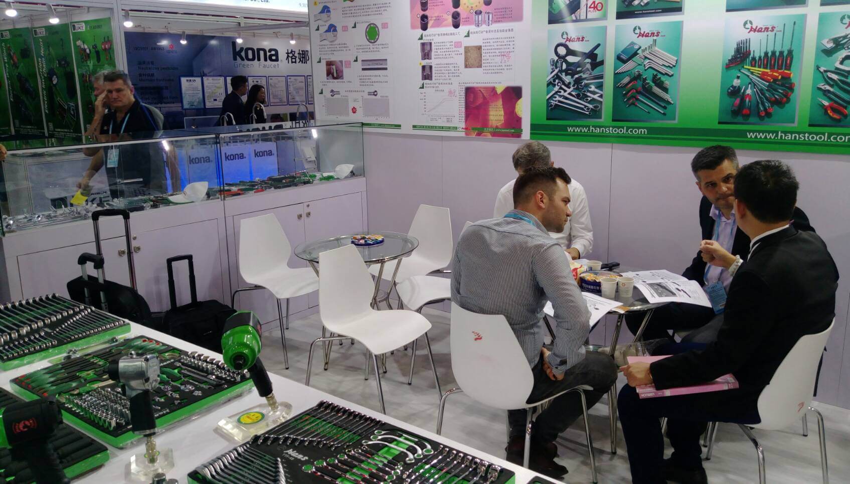 HansTools: Prémium szerszámok a ZOMKO Kft.-től 1 meeting_zomko_Canton_fair_hanstools