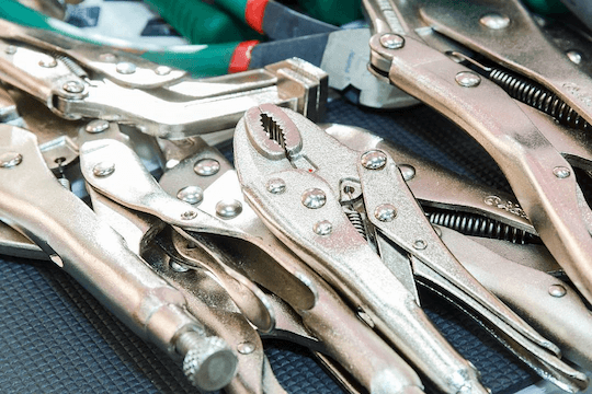 Enhance Efficiency with Handle-Plier, and Wrench Tools 13 Handle Introduction- (Plier, Torque Wrench/ Wrench)